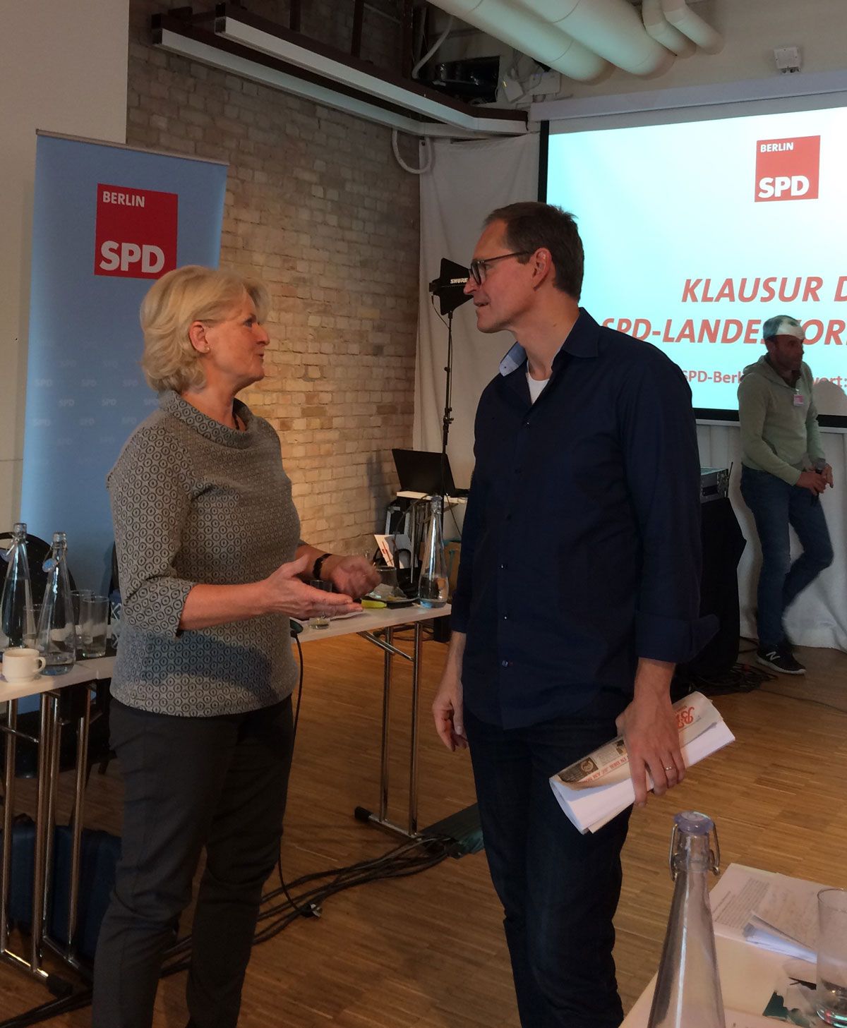 Diskussion mit dem regierenden Bürgermeister von Berlin, Michael Müller, über seine Maßnahmen zur Verbesserung der Situation des Arbeitsmarktes